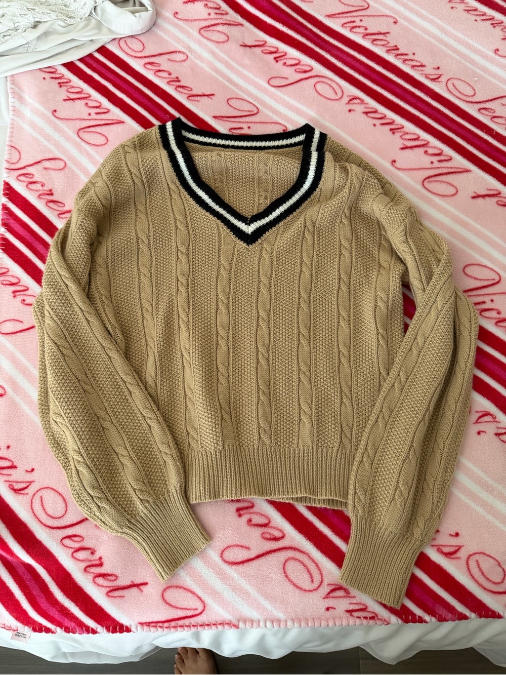 SHEIN Beige Cable Knit V-Neck Sweater with Black & White Stripe Trim